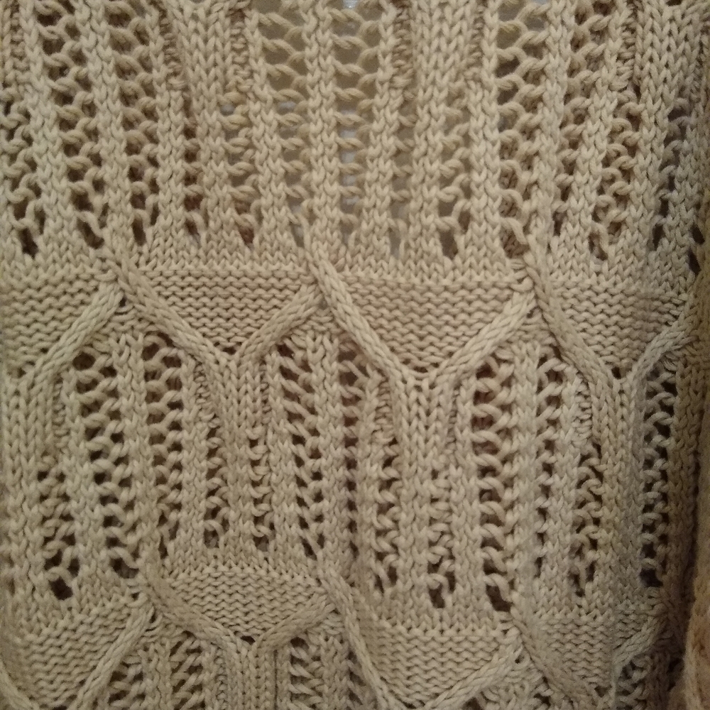 Sweater - Picture 5 of 5